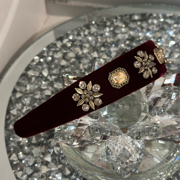 Burgundy velvet jeweled headband new - Picture 3 of 7
